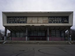 Cinema paradiso: a photographer's ode to Russia's dying movie theatres | The Calvert Journal